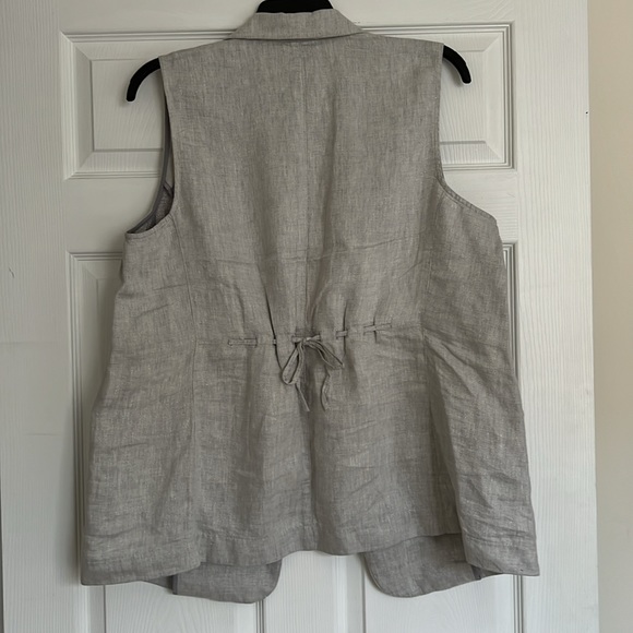 J.Jill Linen blend Grey/Silver Metallic Vest - Picture 2 of 6